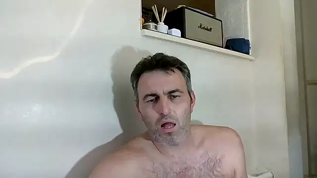 XXX chat uživo modela Hakfin666