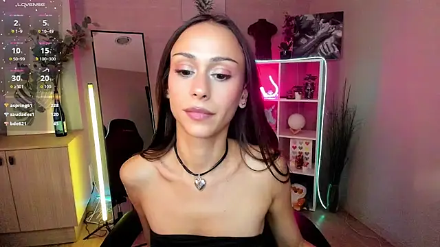 Petite_Moly's Live XXX Chat