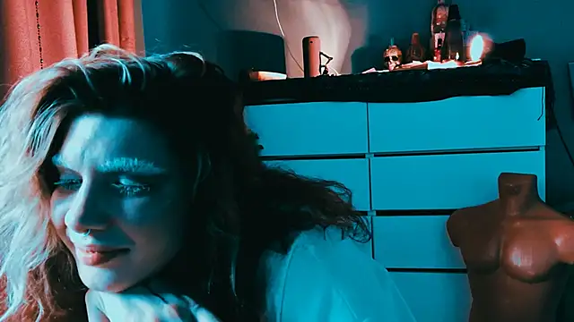 VivienDarkbloom's Live XXX Chat