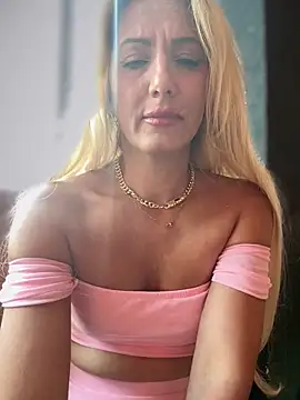 adya-aly's Live XXX Chat