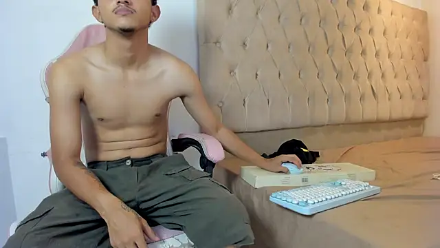 alpha_marcus 即時 XXX 聊天