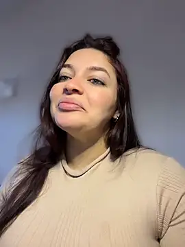 sarahreyess_11 라이브 XXX 채팅