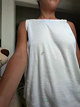 rebyreby11 Show in webcam