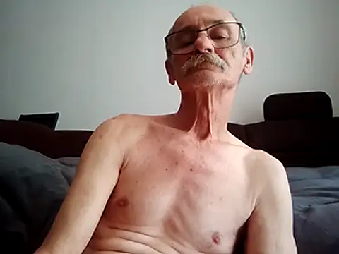 oleg049 live XXX chat