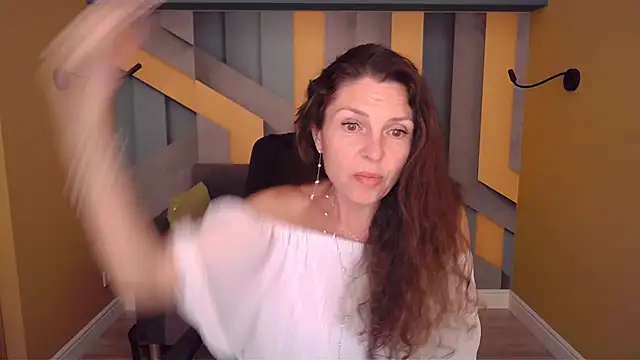 دردشة EllaLong الجنسية المباشرة