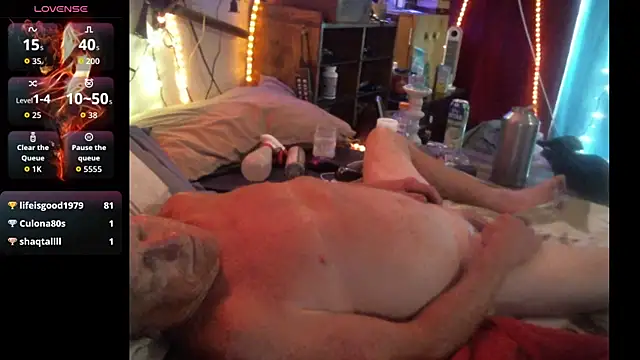 Chat XXX en directo de Pussyeat2please