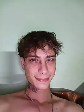 Chat +18 de Pro100yy ao vivo