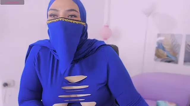yarasweett_'s Live XXX Chat