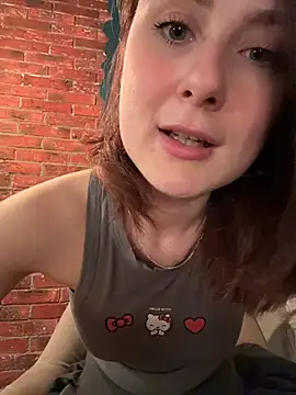 Онлайн чат XXX Dina_Tease