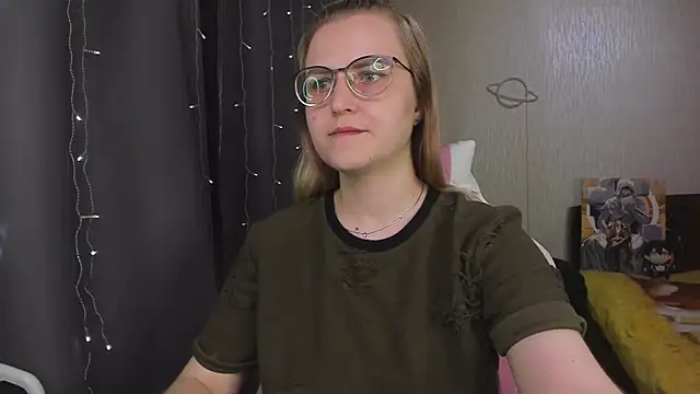 MissBrightShine's Live XXX Chat