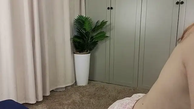 tgirlfoxy Webcam-Show