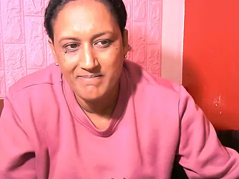 Živý XXX chat Indiansexyboobs18