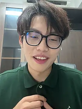 Chat +18 de Ethan7063 ao vivo