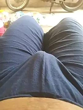 Chat +18 de bigh96dik ao vivo