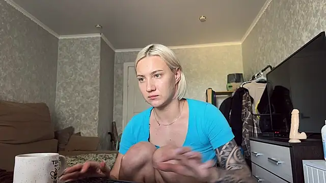 AnneBall's Live XXX Chat