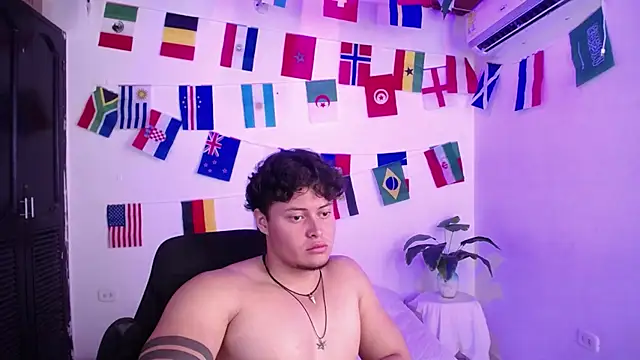 Онлайн чат XXX fucking_bear_