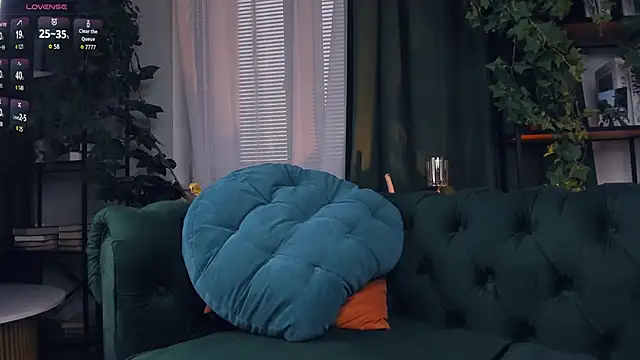 InesPiek 라이브 XXX 채팅