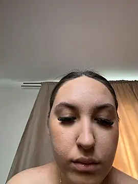 دردشة Lucy_doll22 الجنسية المباشرة