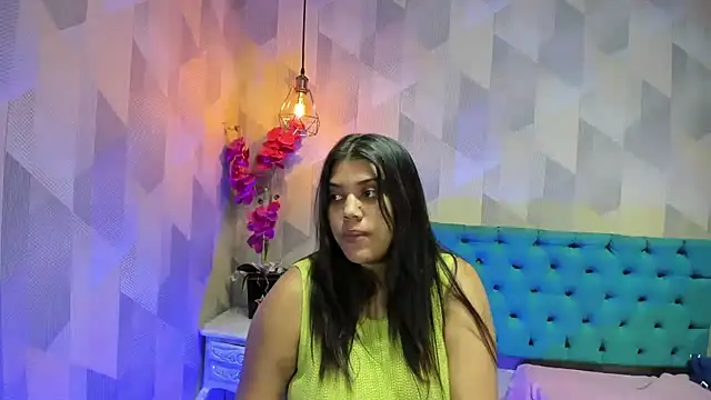 LindaBreeS Chat XXX live