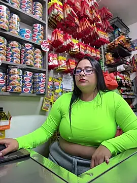 צ'אט XXX בשידור חי של Angie_e