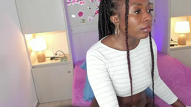 TaylorBloom Live XXX-chat