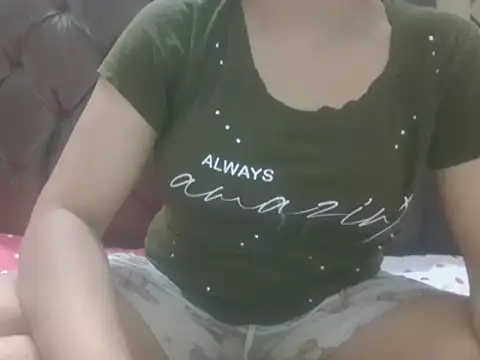 צ'אט XXX בשידור חי של sexyrupali33