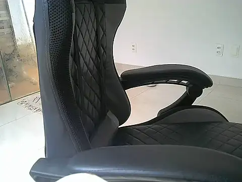 צ'אט XXX בשידור חי של cleopriv00