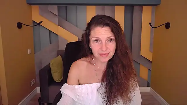 دردشة EllaLong الجنسية المباشرة