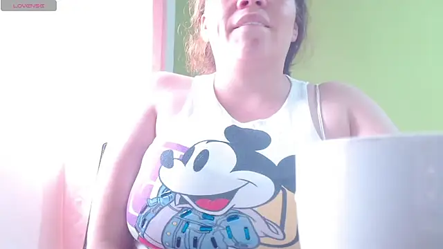 XXX chat uživo modela hoonney