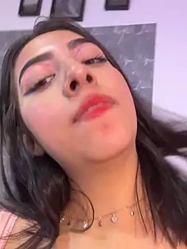 Chat +18 de cherry_skinnyy_ ao vivo