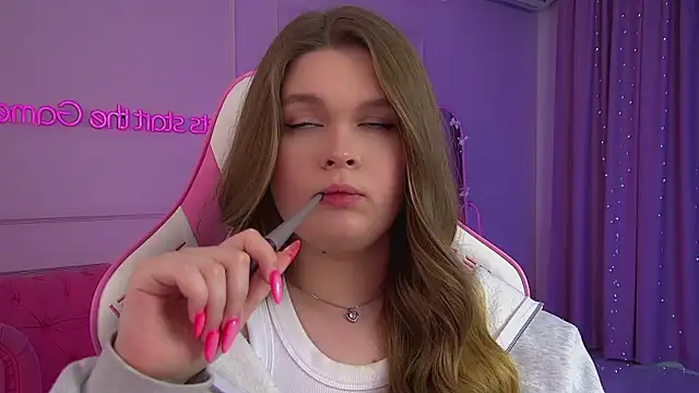 CrystalLyons Live XXX-Chat