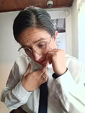 Valentina--1 라이브 XXX 채팅