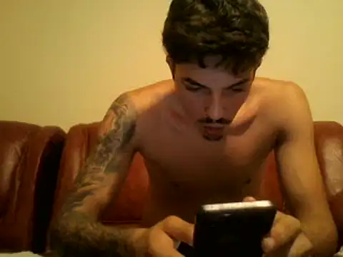 danbig01 Chat XXX live