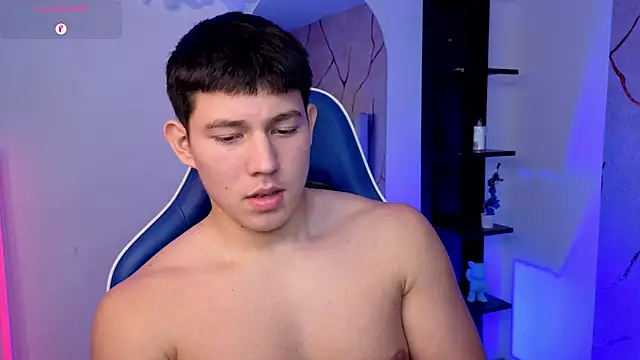 JamesCr_ – Naživo XXX chat