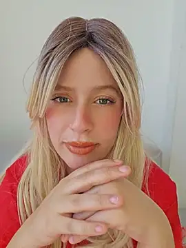 Olesya5 现场XXX聊天