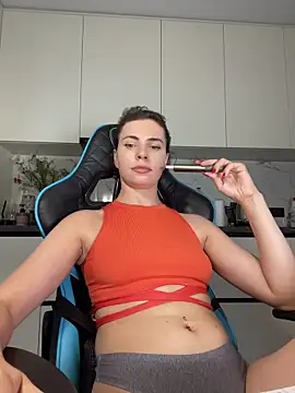 Chat XXX en directo de CurlyLara