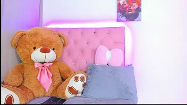 Czat XXX na żywo – KIMMY_MONTIELL