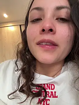 Megan_Rodrigo Live XXX-Chat