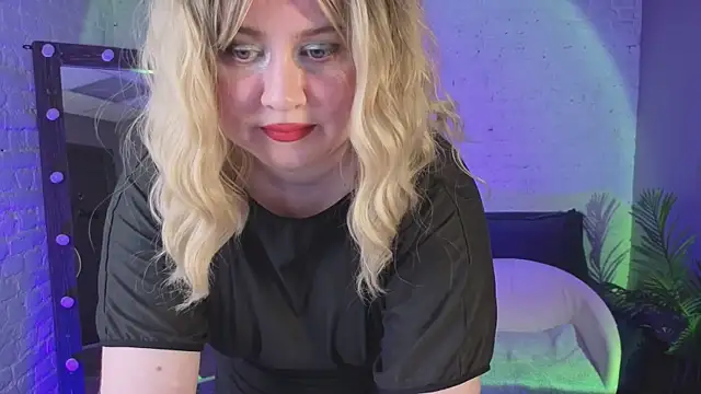 Goddess_Ellis élő XXX-chatje