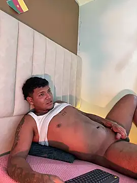 Axell_king07 élő XXX-chatje