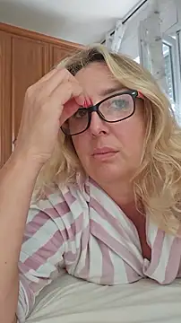 دردشة MariaRichi_ الجنسية المباشرة