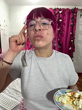 Kitty_Melodi Live XXX-chat