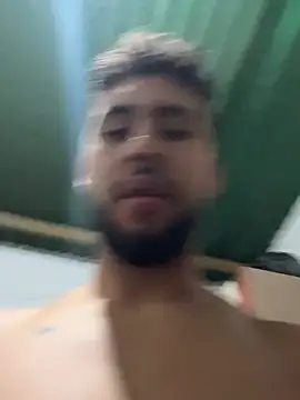 Daiki_Jack Adlı Modelin Canlı XXX Sohbeti