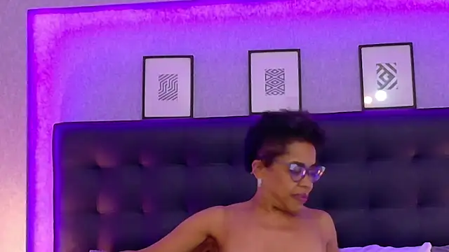 צ'אט XXX בשידור חי של ConnySullivan