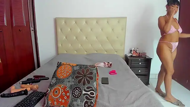 LUISSA_ Chat XXX in diretta