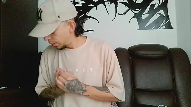 Chris__Jonesn Live XXX chat