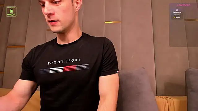 Chatroom XXX en direct de BrandonNorris