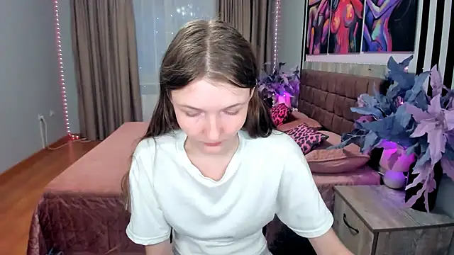 NikaRain's Live XXX Chat