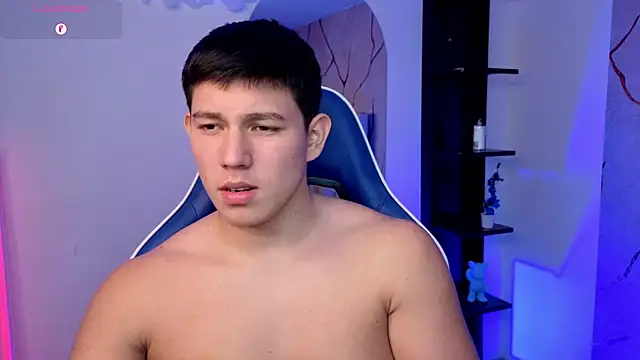 JamesCr_ Live XXX-Chat
