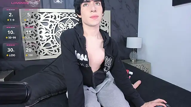 DemonFoxx Live XXX Chat